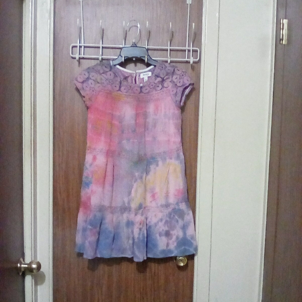 Lined Tye Dye Dress With Lacy Details